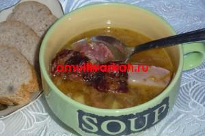Суп гороховый с говядиной и копченостями в мультиварке (рецепт с фото)